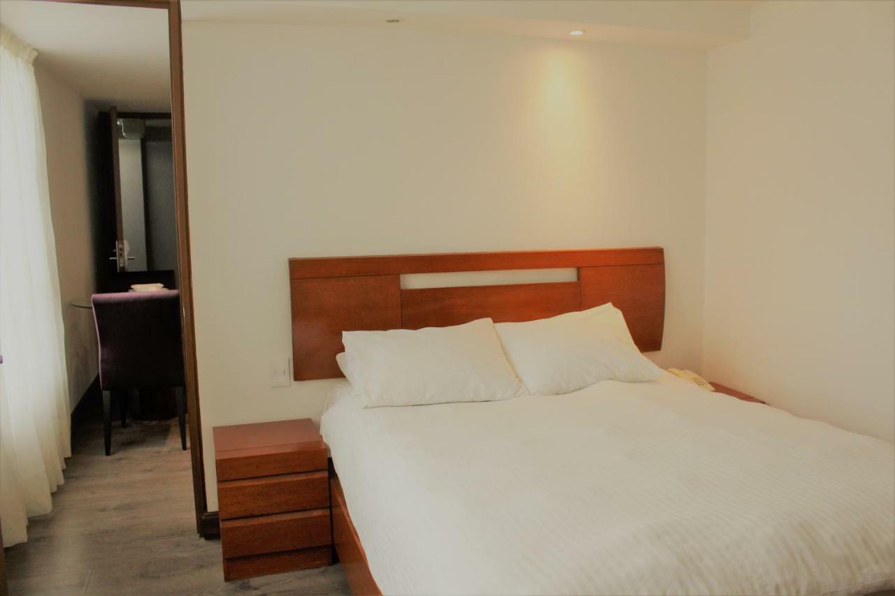 Condesa Suites Мехико Экстерьер фото