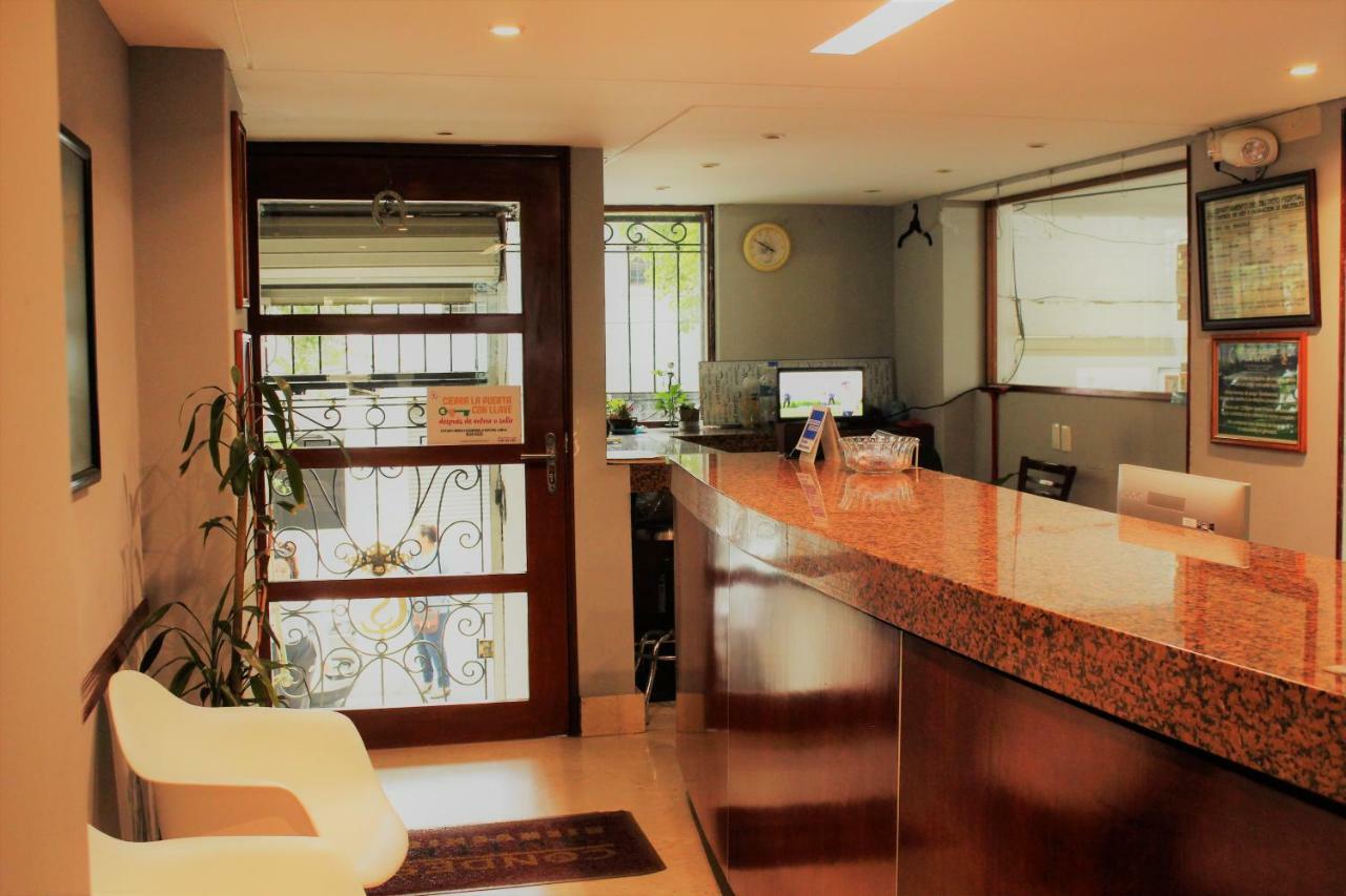 Condesa Suites Мехико Экстерьер фото