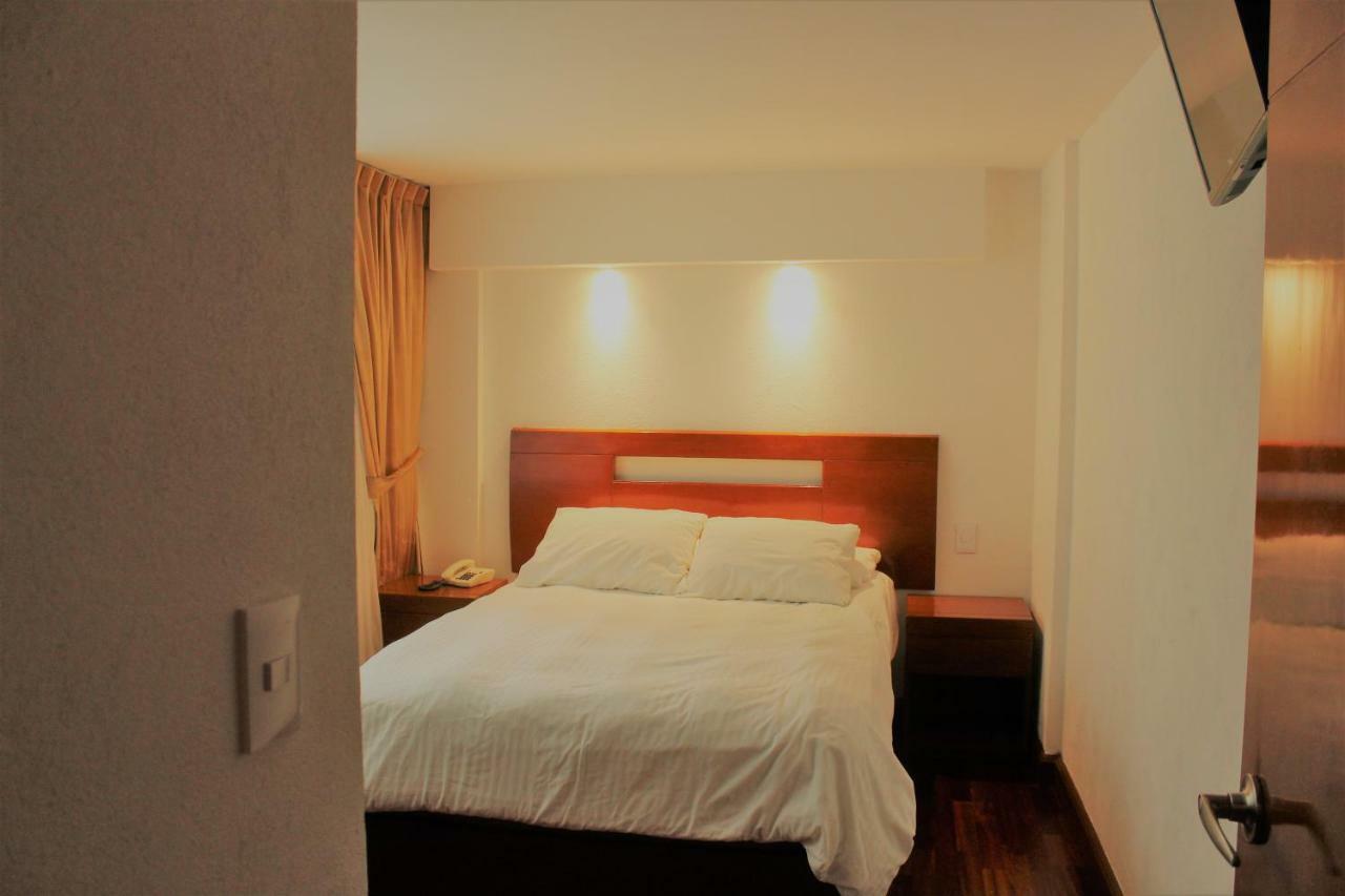 Condesa Suites Мехико Экстерьер фото