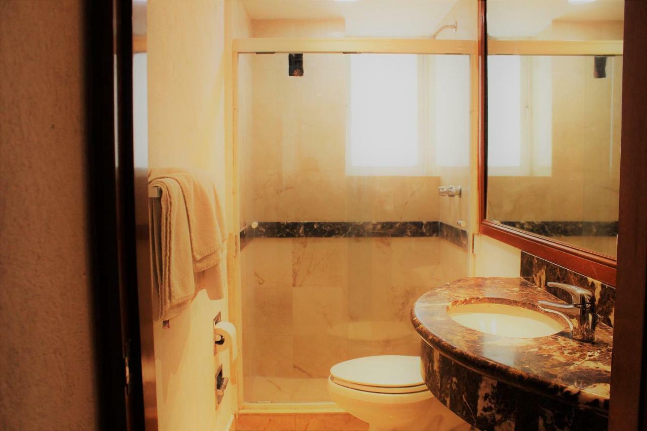 Condesa Suites Мехико Экстерьер фото