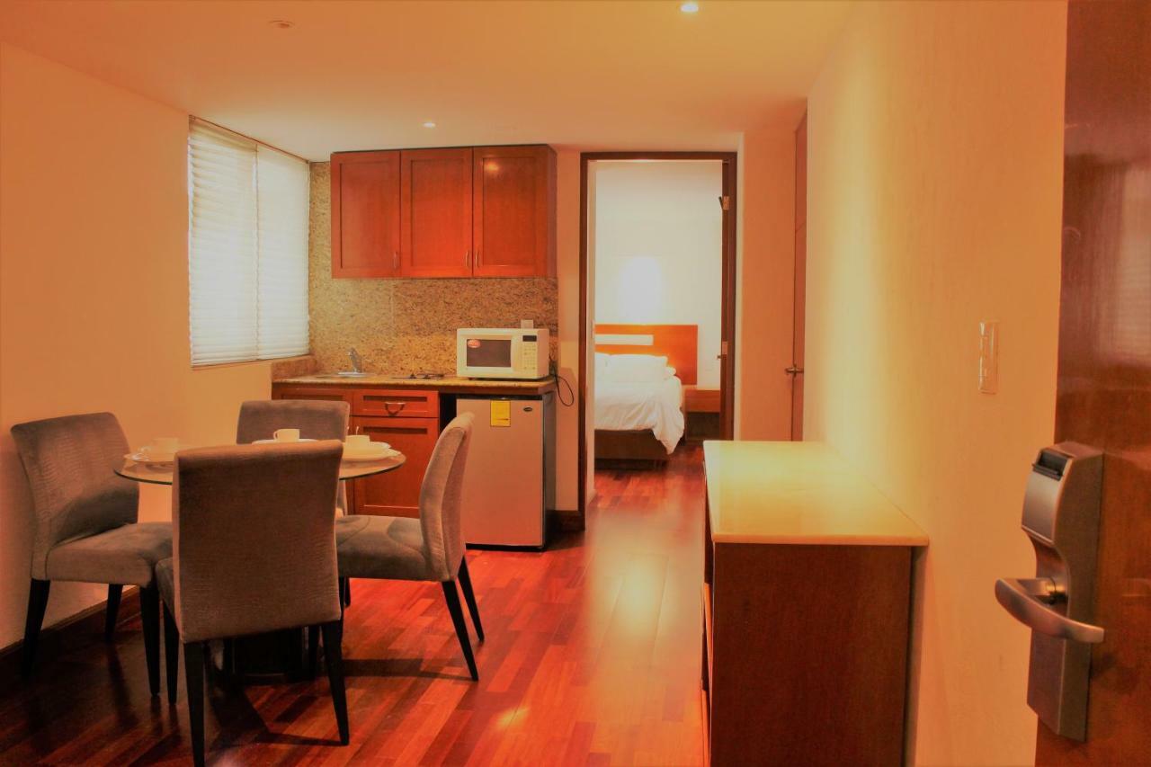 Condesa Suites Мехико Экстерьер фото